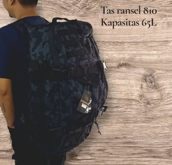 Warna: Hitam, Ukuran: M